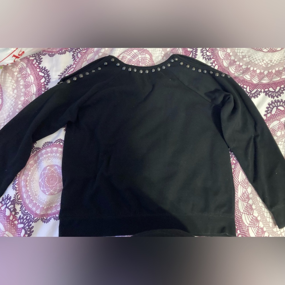 Guess Sweatshirt.‎ GUC. - Picture 2 of 6